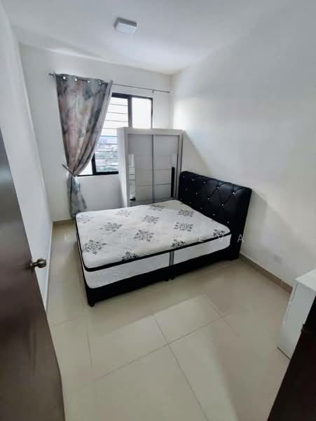 Condominium for Sale at Ken Rimba Condominium 1 - Zarema Kulbuzheva - Bedroom - PropertyGuru.com.my