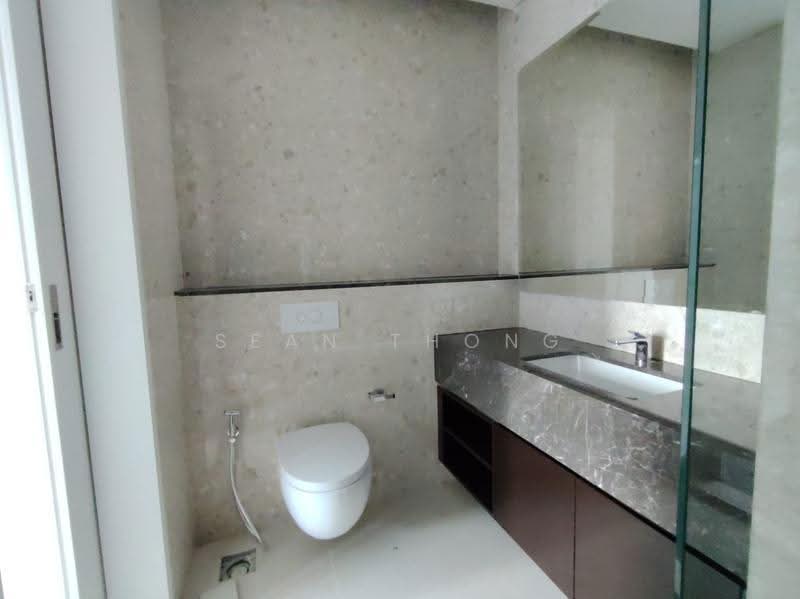 Kediaman Servis untuk Disewa di Pavilion Damansara Heights - Sean Thong - Bathroom - PropertyGuru.com.my