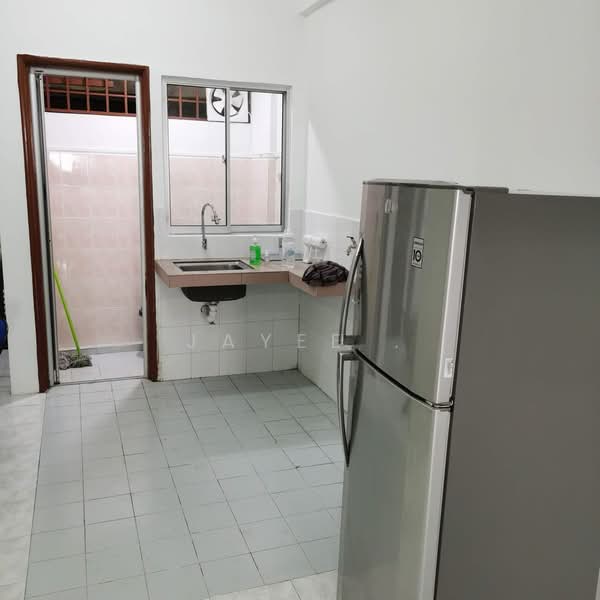 Flat for Sale at Taman Bukit Segar - Jayee . - Kitchen - PropertyGuru.com.my