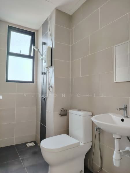 Servis Apartment untuk Disewa di Tuan Residency - Alison Chiu - Bathroom - PropertyGuru.com.my