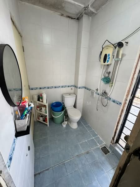 2-storey Terraced House for Sale in Kemensah Heights (Ulu Kelang) - Welson Moo - Bathroom - PropertyGuru.com.my