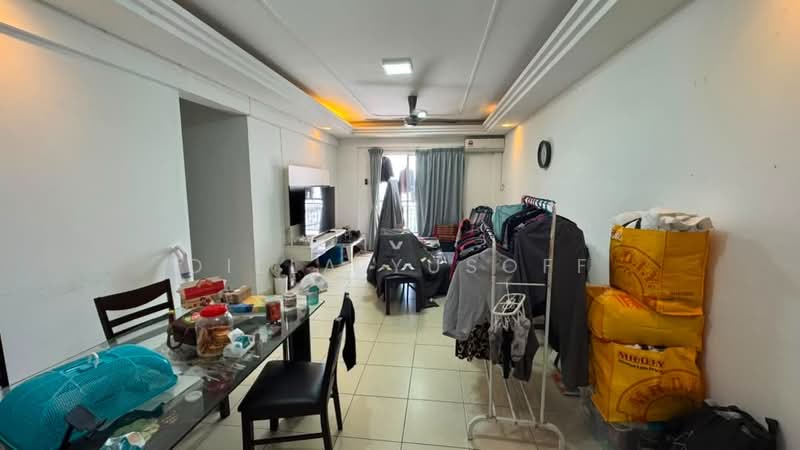 Kondominium untuk Dijual di Fortune Park (Suria Perdana) - DILLA YUSOFF - Living Room - PropertyGuru.com.my