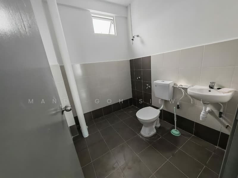 Apartment for Rent at PANGSAPURI CENDERA 1 - Mandy Goh Siew Li - Bathroom - PropertyGuru.com.my
