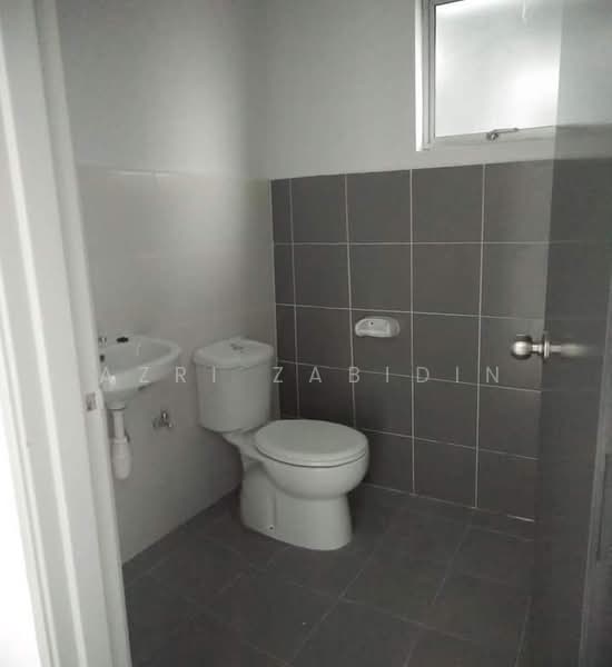 Pangsapuri untuk Dijual di Residensi Laguna Biru 2 - Azri Zabidin - PropertyGuru.com.my