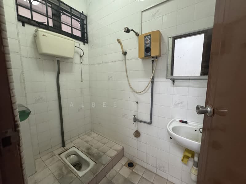2-storey Terraced House for Sale in Taman Perling (Perling) - Albee Liew - PropertyGuru.com.my