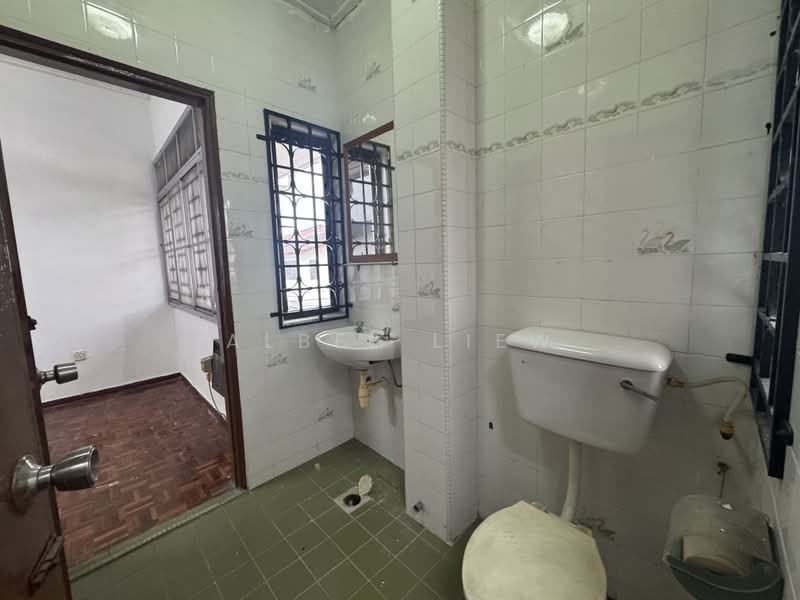 2-storey Terraced House for Sale in Taman Perling (Perling) - Albee Liew - PropertyGuru.com.my