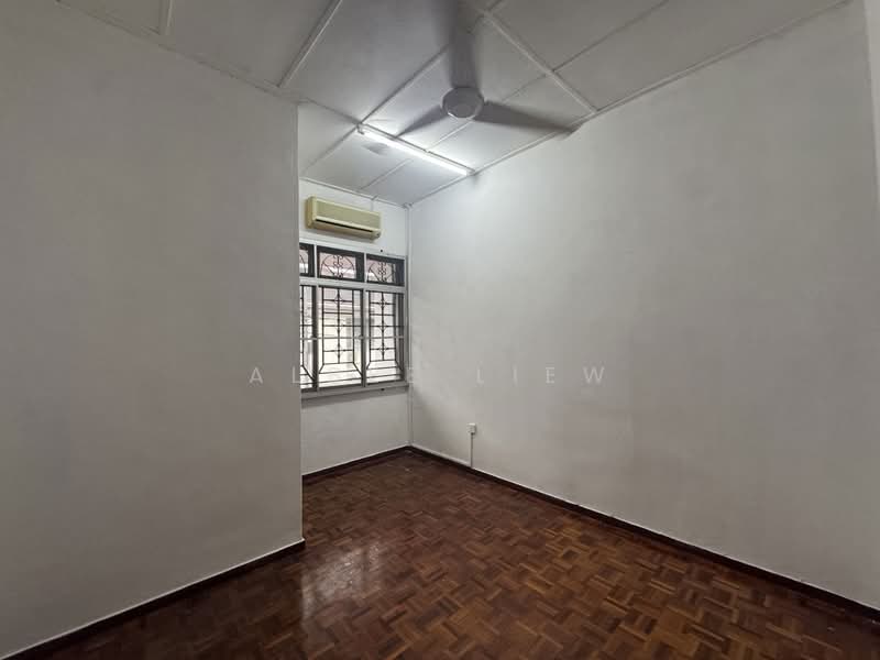 2-storey Terraced House for Sale in Taman Perling (Perling) - Albee Liew - PropertyGuru.com.my