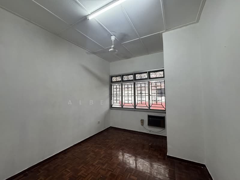 2-storey Terraced House for Sale in Taman Perling (Perling) - Albee Liew - PropertyGuru.com.my