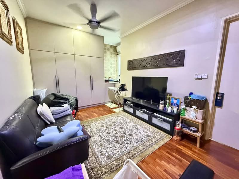 Rumah Teres 2 Tingkat untuk Dijual di Alam Damai (Cheras) - Danilo Lim - Living Room - PropertyGuru.com.my