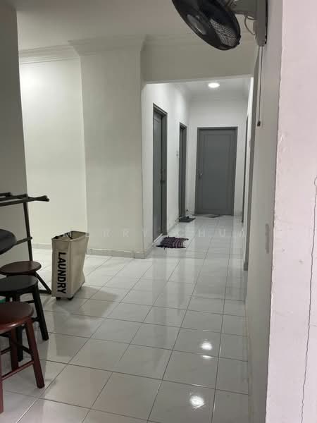 Pangsapuri untuk Disewa di Seri Mutiara Apartment - Merry Chua - Corridor - PropertyGuru.com.my