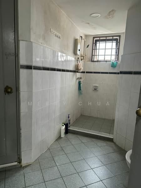 Pangsapuri untuk Disewa di Seri Mutiara Apartment - Merry Chua - Bathroom - PropertyGuru.com.my