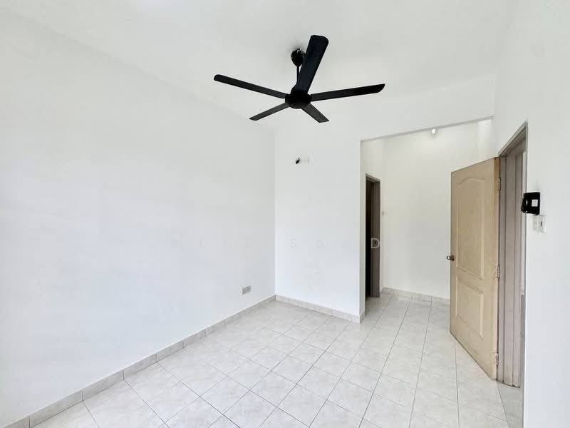 1-storey Terraced House for Sale in Bandar Bukit Raja (Klang) - Alif Saad - PropertyGuru.com.my
