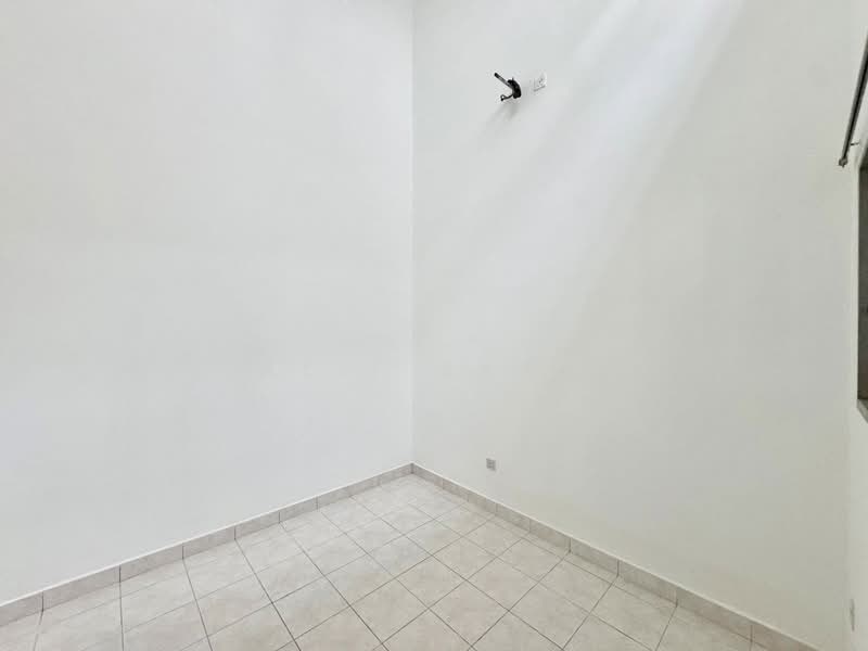 1-storey Terraced House for Sale in Bandar Bukit Raja (Klang) - Alif Saad - PropertyGuru.com.my