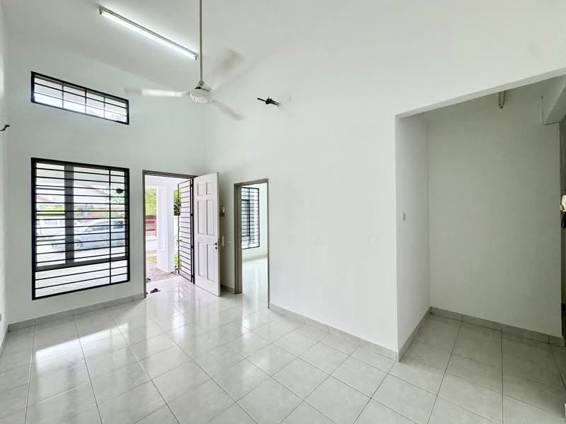 1-storey Terraced House for Sale in Bandar Bukit Raja (Klang) - Alif Saad - PropertyGuru.com.my