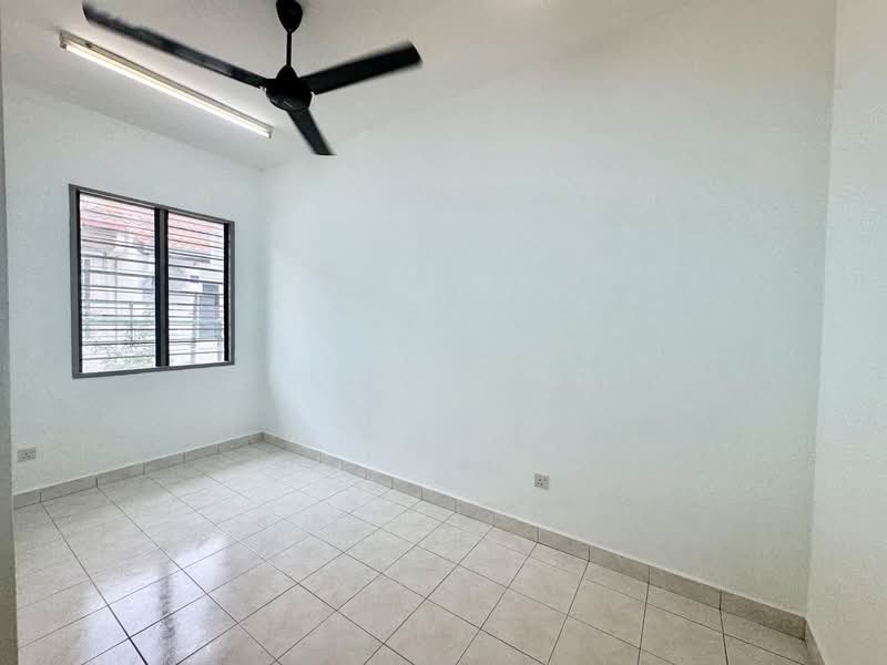 1-storey Terraced House for Sale in Bandar Bukit Raja (Klang) - Alif Saad - PropertyGuru.com.my