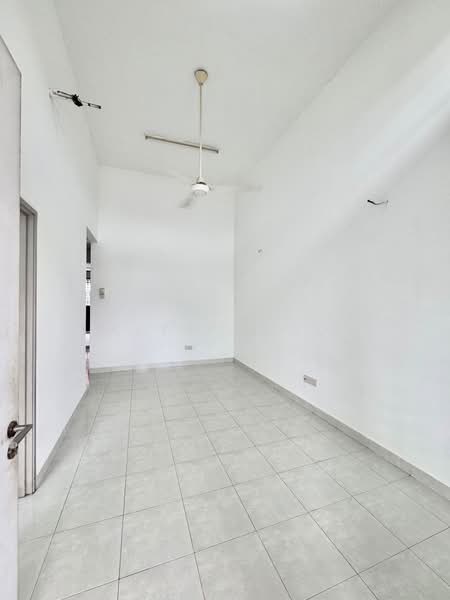 1-storey Terraced House for Sale in Bandar Bukit Raja (Klang) - Alif Saad - PropertyGuru.com.my