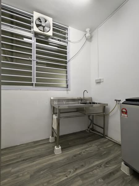 Rumah Flat untuk Disewa di Setia Indah Flat - Tony Tan - PropertyGuru.com.my