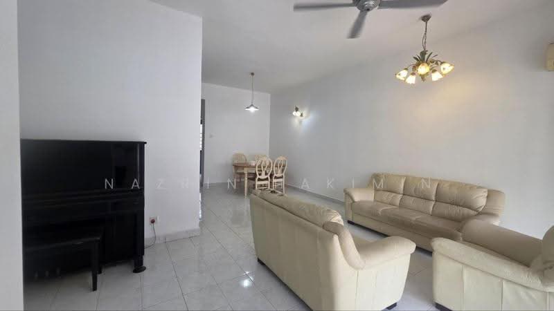 Rumah Teres untuk Dijual di Taman Bukit Subang (Shah Alam) - Nazrin Hakimin - PropertyGuru.com.my