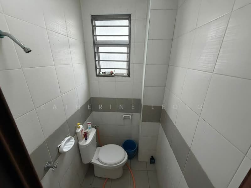 2-storey Terraced House for Sale in Kota Emerald (Rawang) - Katherine Leong - Bathroom - PropertyGuru.com.my