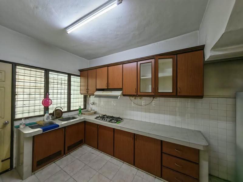 Rumah Teres 2-Tingkat untuk Dijual di Damansara Kim (Petaling Jaya) - Ivan Lee - Kitchen - PropertyGuru.com.my