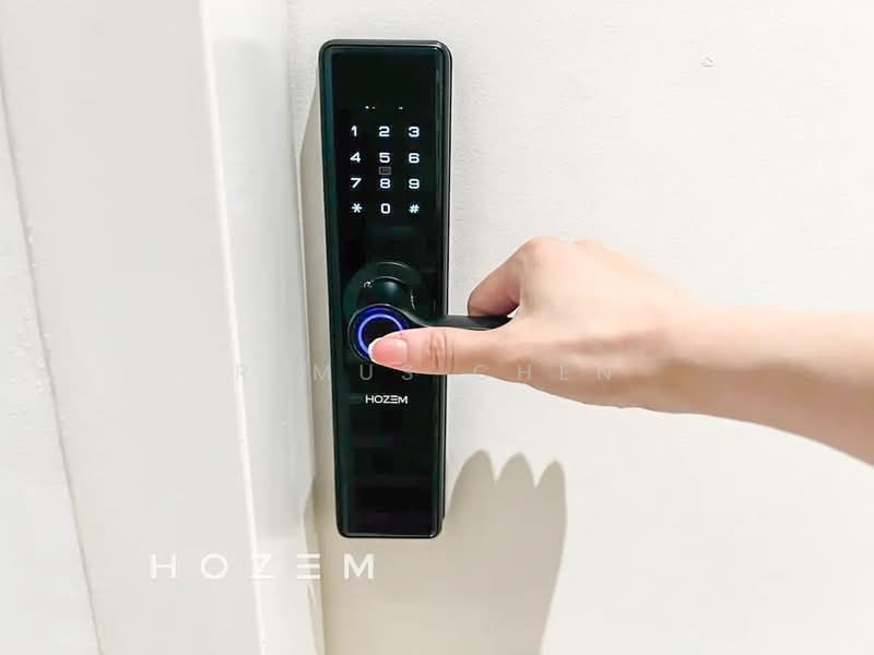 Servis Apartment untuk Disewa di United Point (Residensi Berpadu) - Remus Chen - Entrance - PropertyGuru.com.my