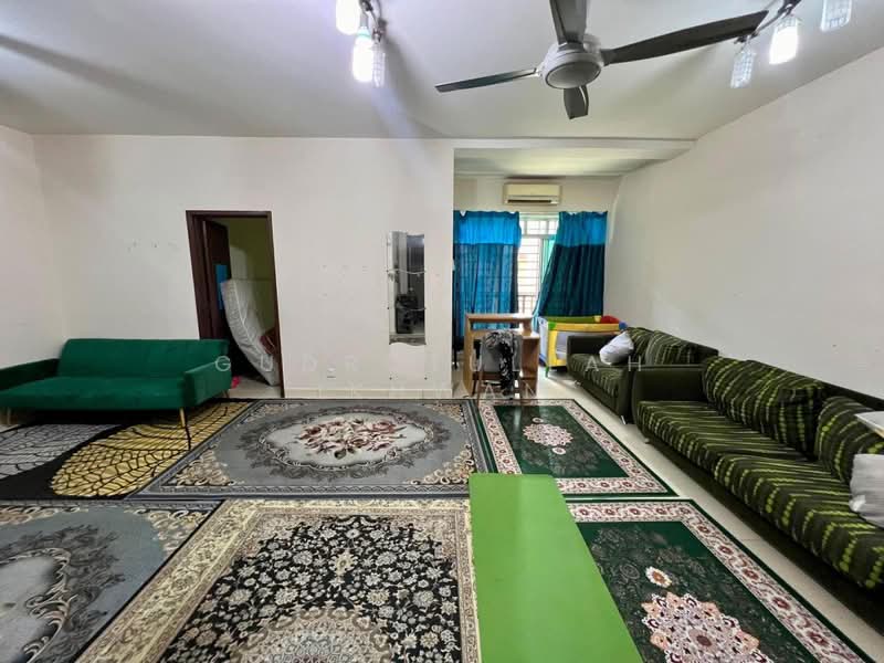 Condominium for Rent at Villa Park - Gudrotullah Ikhwan - Living Room - PropertyGuru.com.my