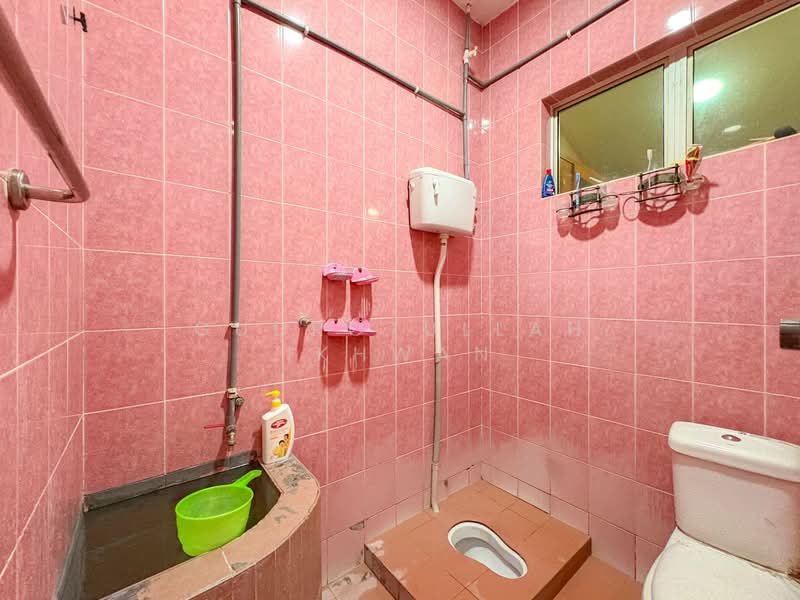 Rumah Teres 1 Tingkat untuk Dijual di Taman Sri Serdang (Seri Kembangan) - Gudrotullah Ikhwan - PropertyGuru.com.my