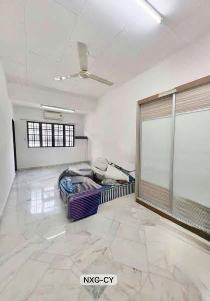Rumah Teres 2 Tingkat untuk Dijual di Taman Chi Liung (Klang) - Louis Chan - Bedroom - PropertyGuru.com.my
