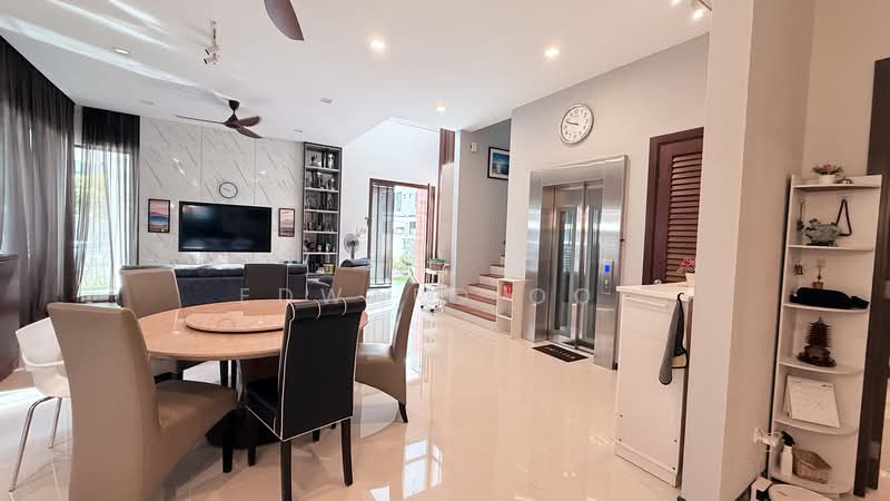Rumah Berkembar untuk Dijual di Ampang (Selangor) - Edward Ooi - Living Room - PropertyGuru.com.my