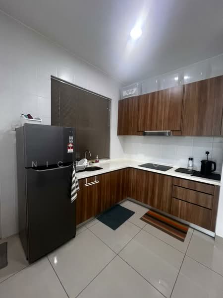 Servis Apartment untuk Disewa di Pacific Star - Nicholas Ooi - Kitchen - PropertyGuru.com.my