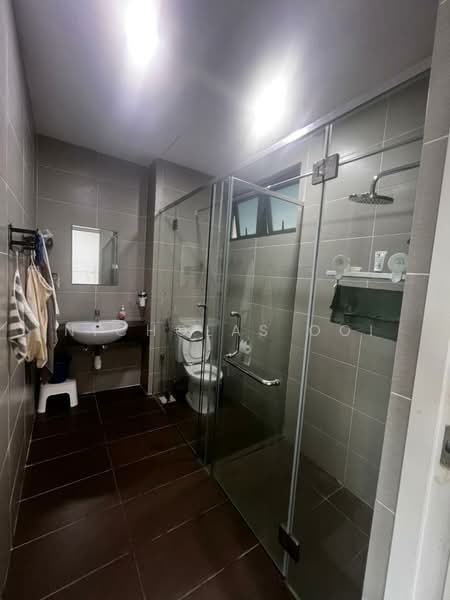 Servis Apartment untuk Disewa di Pacific Star - Nicholas Ooi - Bathroom - PropertyGuru.com.my