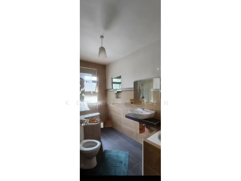 Rumah Banglo untuk Dijual di Taman Overseas Union (Taman Oug) (Jalan Klang Lama (Old Klang Road)) - Kenny Chen - Bathroom - PropertyGuru.com.my