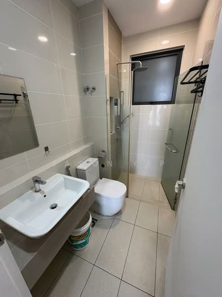 Kondominium untuk Disewa di Waltz Residences - Jason Yap - Bathroom - PropertyGuru.com.my