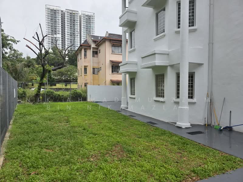 Rumah Bandar untuk Dijual di Seksyen 7 (Shah Alam) - Nik Ahmad Muazzam Bin Nik Mazlan - Exterior - PropertyGuru.com.my