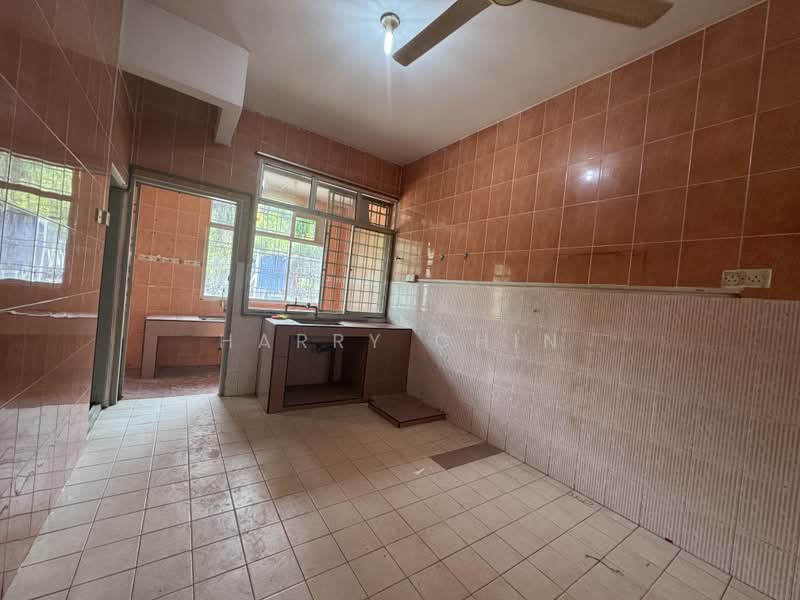 Rumah Teres 2 Tingkat untuk Dijual di Karak (Pahang) - Harry Chin - Kitchen - PropertyGuru.com.my