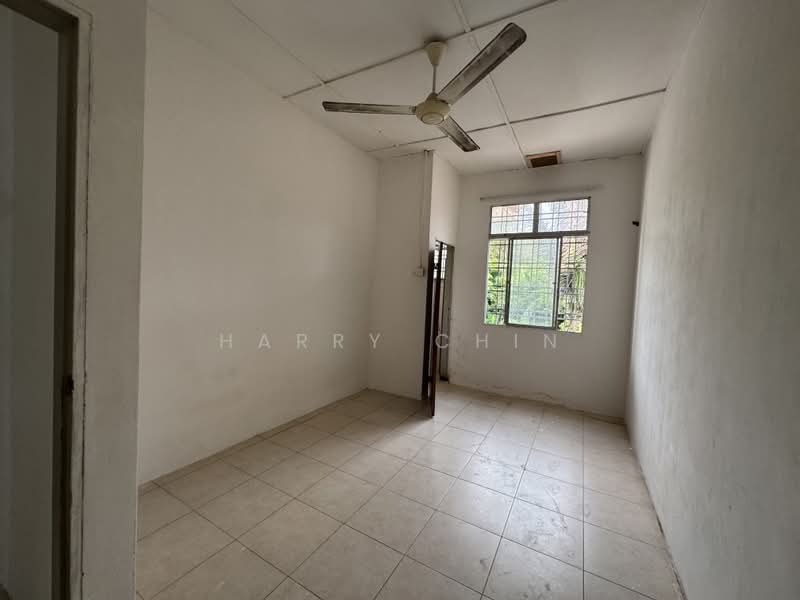 Rumah Teres 2 Tingkat untuk Dijual di Karak (Pahang) - Harry Chin - PropertyGuru.com.my
