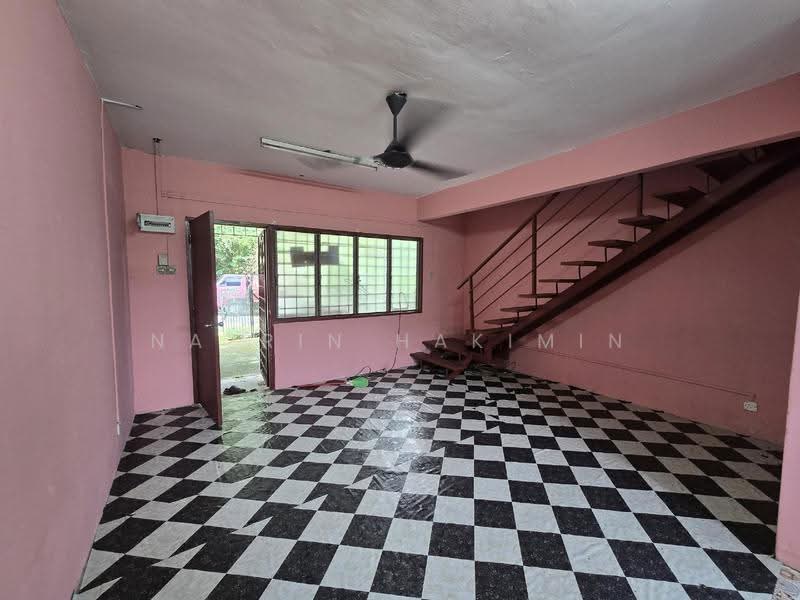 Rumah Teres 2-Tingkat untuk Dijual di Sungai Buloh (Selangor) - Nazrin Hakimin - PropertyGuru.com.my