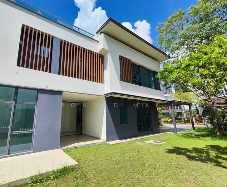 Semi-Detached House for Sale in Forest City (Gelang Patah) - Ronald Mak - Private Garden - PropertyGuru.com.my