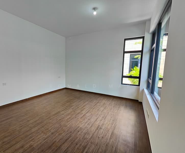 Semi-Detached House for Sale in Forest City (Gelang Patah) - Ronald Mak - Bedroom - PropertyGuru.com.my