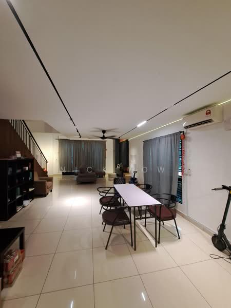 Rumah Teres untuk Dijual di Gombak (Selangor) - Nick Yow - Living Room - PropertyGuru.com.my