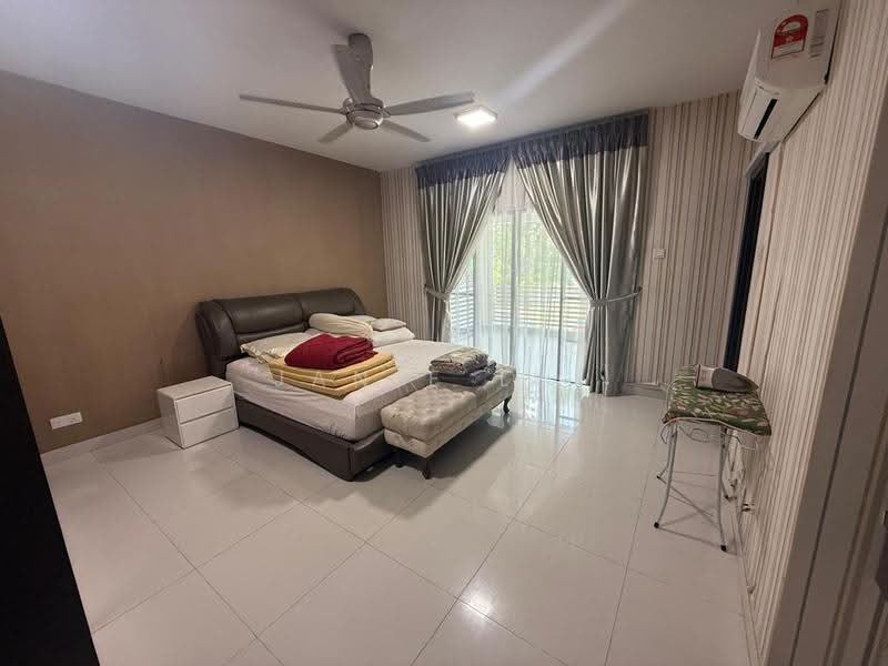 2.5-storey Terraced House for Sale in Taman Meranti Jaya (Puchong) - Janie Lee - Bedroom - PropertyGuru.com.my