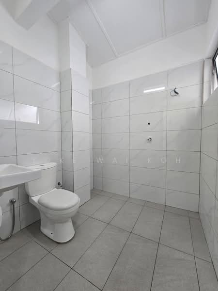 2-storey Terraced House for Rent in SS14 (Subang Jaya) - Yoke Wai Koh - Bathroom - PropertyGuru.com.my