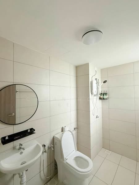 Servis Apartment untuk Disewa di Vista Tiara (MBW Bay) - Chuan Hong Kee - Bathroom - PropertyGuru.com.my