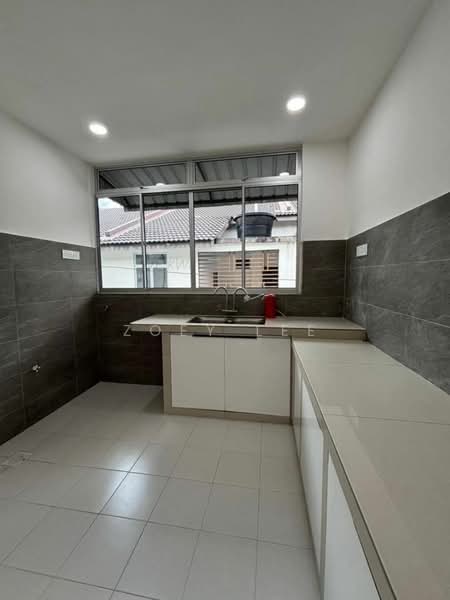 Townhouse for Sale in Kulai (Johor) - Zoey Lee - Kitchen - PropertyGuru.com.my