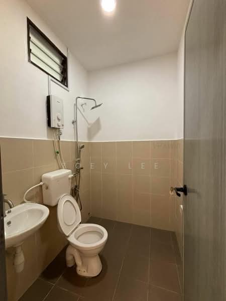 Townhouse for Sale in Kulai (Johor) - Zoey Lee - Bathroom - PropertyGuru.com.my