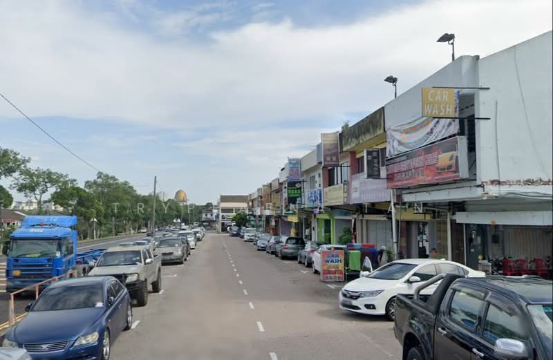 Kedai / Pejabat untuk Disewa di Taman Johor Jaya (Johor Bahru) - Tryphaena Tan - Exterior - PropertyGuru.com.my