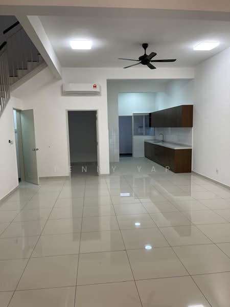 2-storey Terraced House for Rent in Bandar Gamuda Gardens (Rawang) - Penny Yap - Living Room - PropertyGuru.com.my