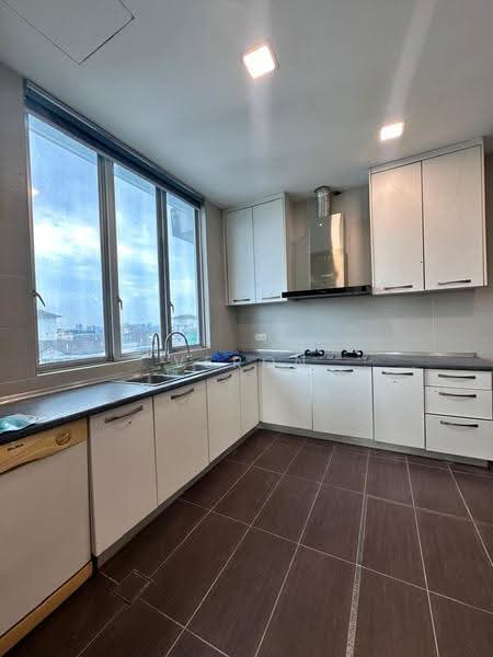 Kondominium untuk Disewa di USJ One Avenue Condo - Veron Leong - Kitchen - PropertyGuru.com.my