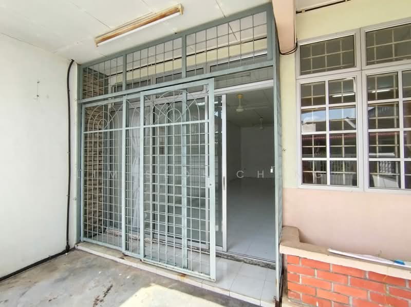 Rumah Teres 1 Tingkat untuk Dijual di Bandar Tasek Mutiara (Simpang Ampat) - Lim Seok Cheng - Entrance - PropertyGuru.com.my