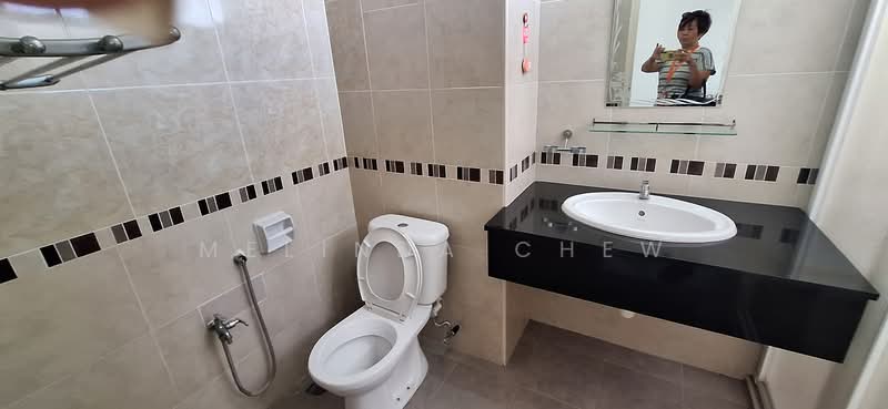 Kondominium untuk Disewa di Bayswater Resort Condominium - Melinda Chew - Bathroom - PropertyGuru.com.my